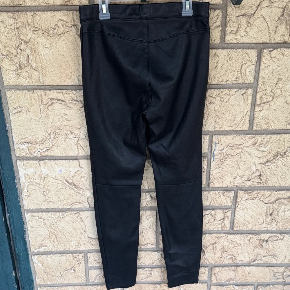 Free People Vegan Faux Leather Skinny Pants Size 25 Black